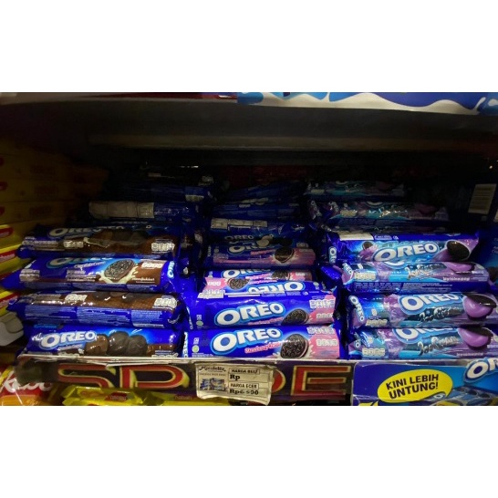 

Oreo ROLL 133 gram gr - Cokelat Ice Cream Blueberry Strawberry Vanilla