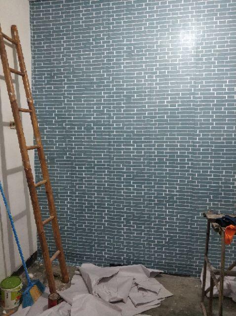 Wallpaper Dinding Sticker Bata List Putih