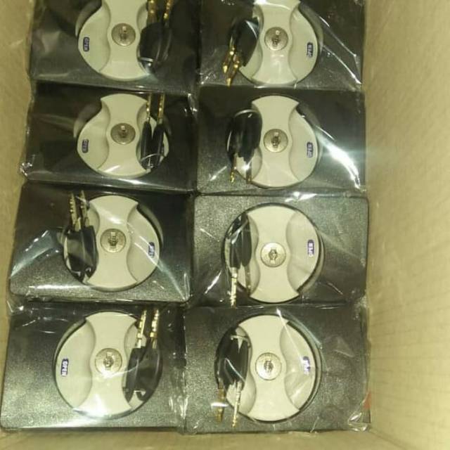 Kunci lemari besi kotak indicator close open Merk Lion