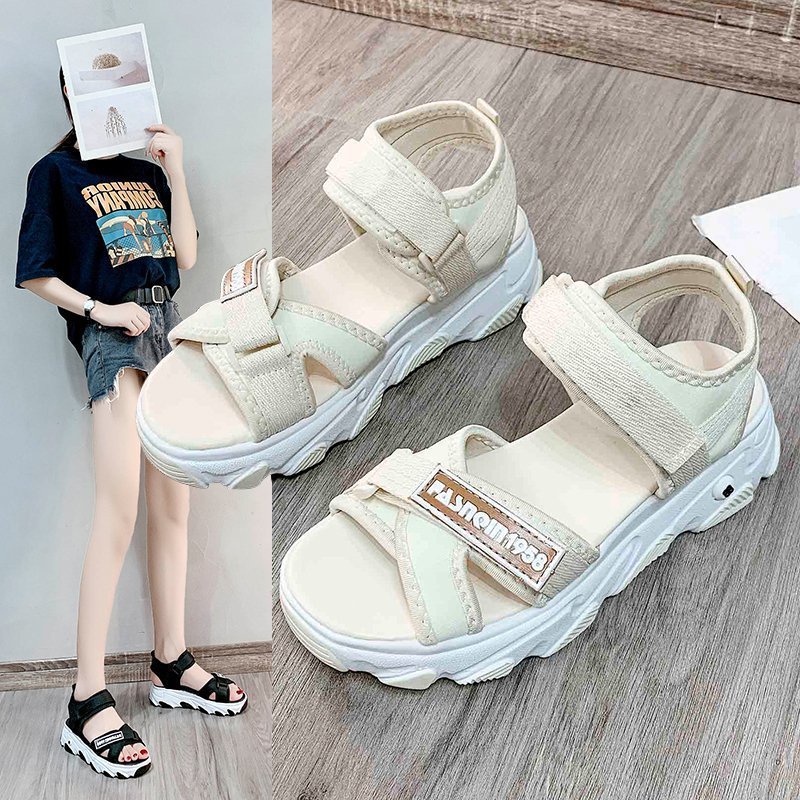 Favorite &quot;FREE BOX&quot; Sandal Gunung Wanita Trendy Sandal Wedges Velcro Kasual Fashion Anti Slip Import Premium Quality 9021