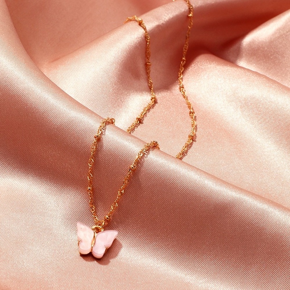 Butterfly Pendant Necklaces Candy Color Necklace Vintage Clavicular Chain Women Jewelry Sexy Girl Jewelry