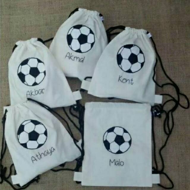 

Kantong serut/tas blacu serut/souvenir ulang tahun uk. 25*30 + sablon