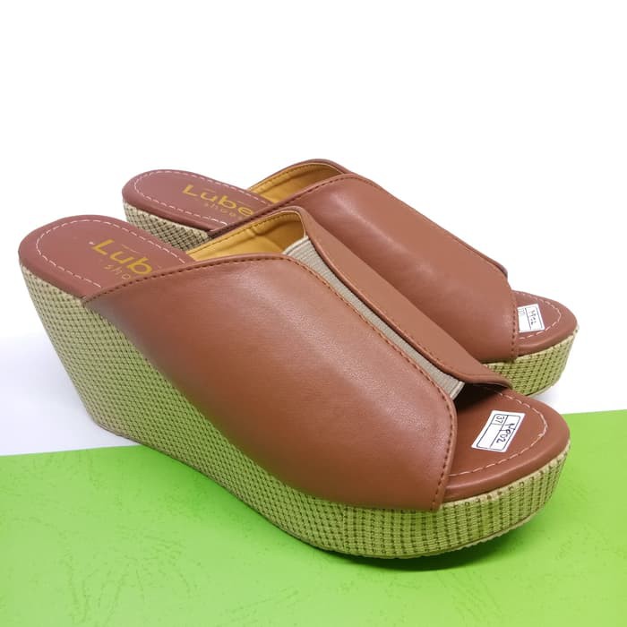 SANDAL WEDGES JEPIT HITAM WANITA SENDAL MODEL CARVIL YONGKY HOMYPED NEVADA KICKERS FLADEO HAK KEREN