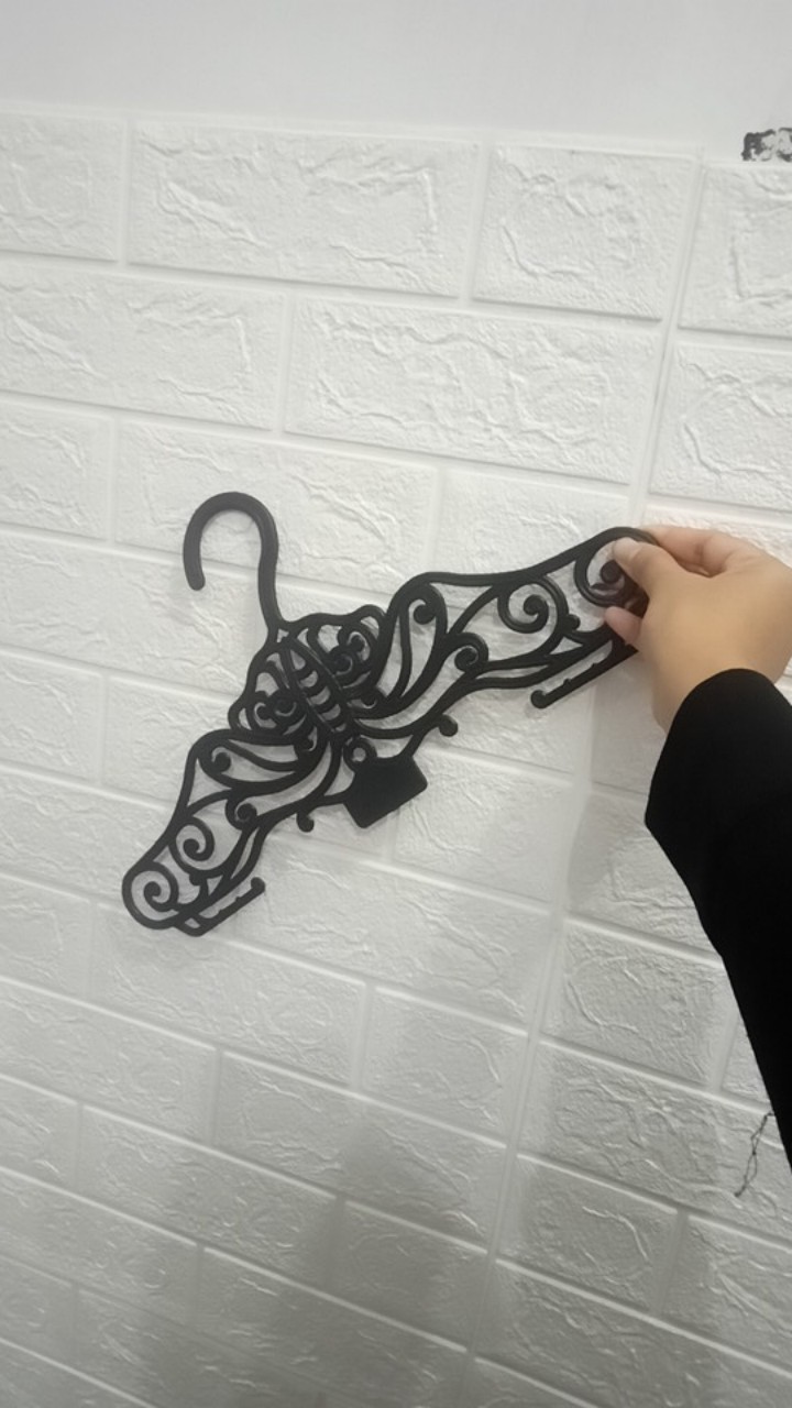 Hanger Model Kupu Kupu Warna Hitam