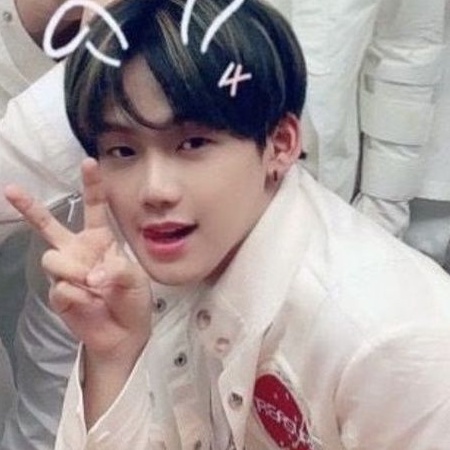 [BOOKED] pc hyunsuk astronot