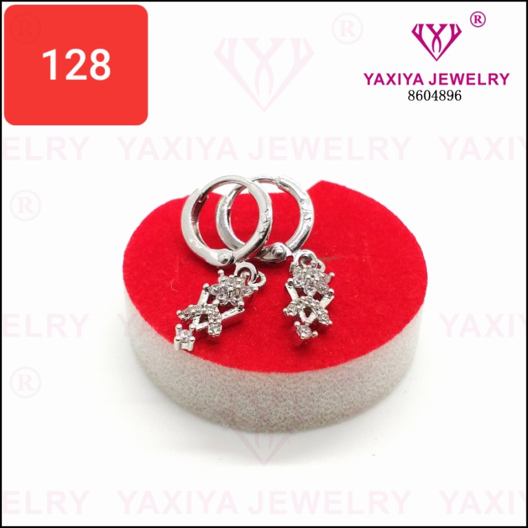 

Anting Silver Emas Putih Perhiasan Lapis Emas 18K Yaxiya Jewelry 128