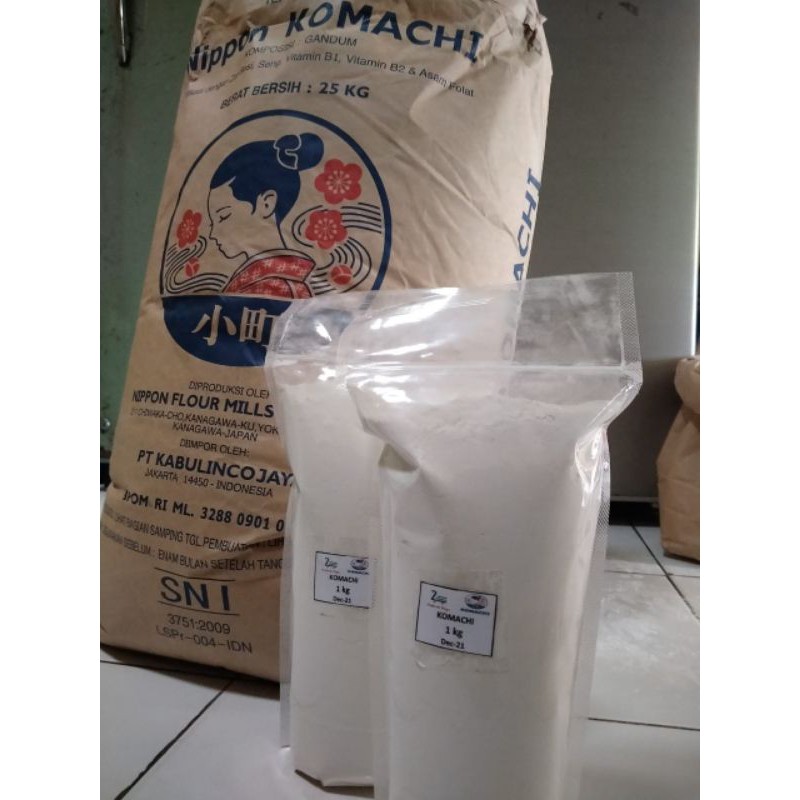 

Tepung terigu komachi 1kg