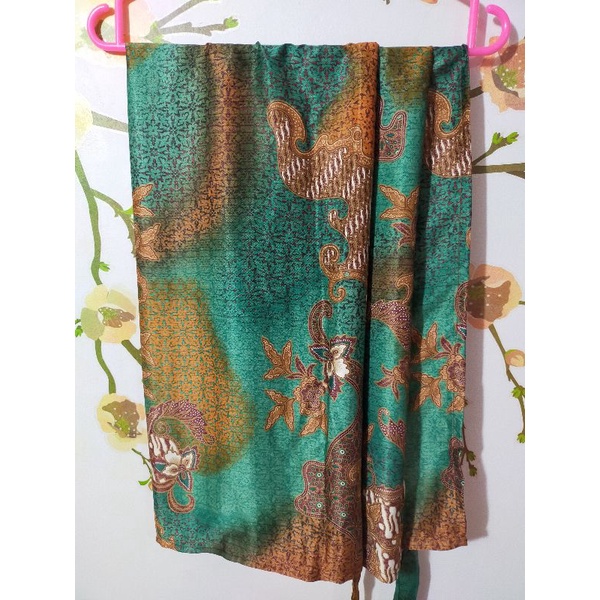 Bawahan Rok Lilit Kebaya Premium Satin Motif Batik Hijau Coklat Real Pict Foto Asli Baju Atasan Blou