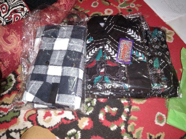 Maura Couple Keluarga Batik Sania Ruffle Batik Couple Sarimbit