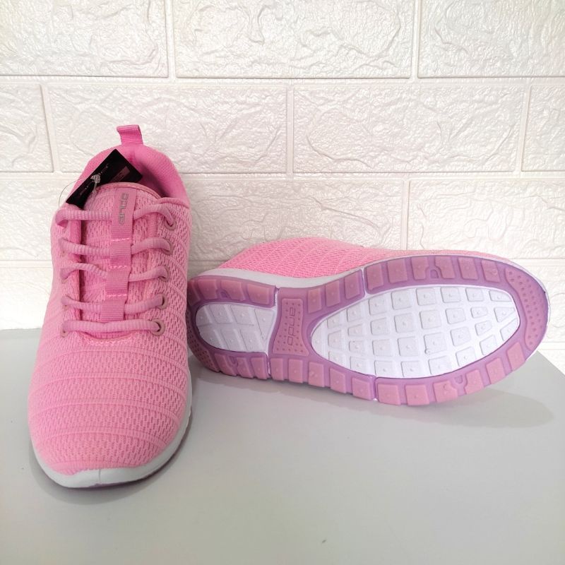 Sepatu Sneakers Wanita Ando Rebecca Gaya Olahraga yang Trendy dan Stylish Pink
