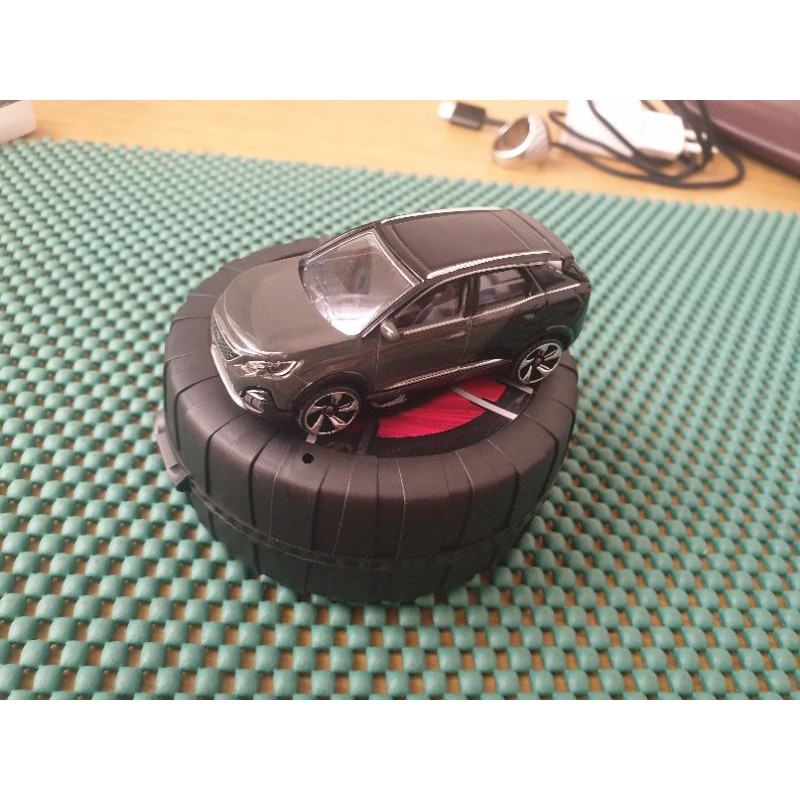 MAJORETTE PEUGEOT 3008 GT SURPRISE WHEELS POMADE