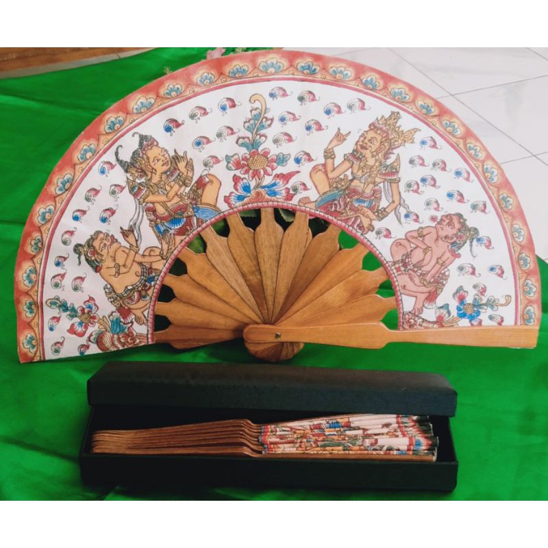 Oleh oleh khas Bali Lukisan Kipas Wayang Kamasan, kado(bonus kotak+sarung kipas)