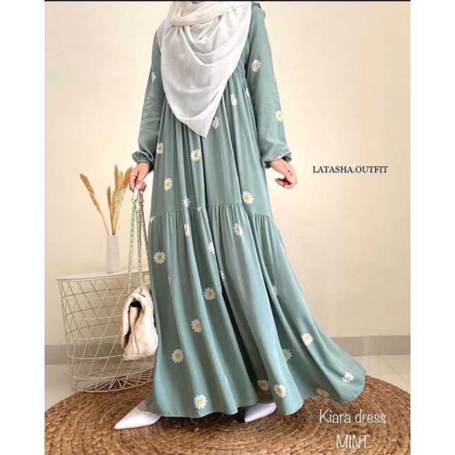 Latasha Outfit Kiara Dress