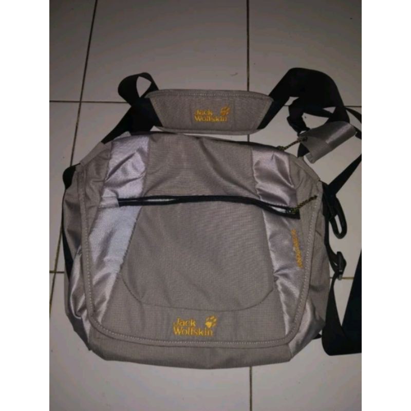 Sling bag tas pinggang Jack Wolfskin Original