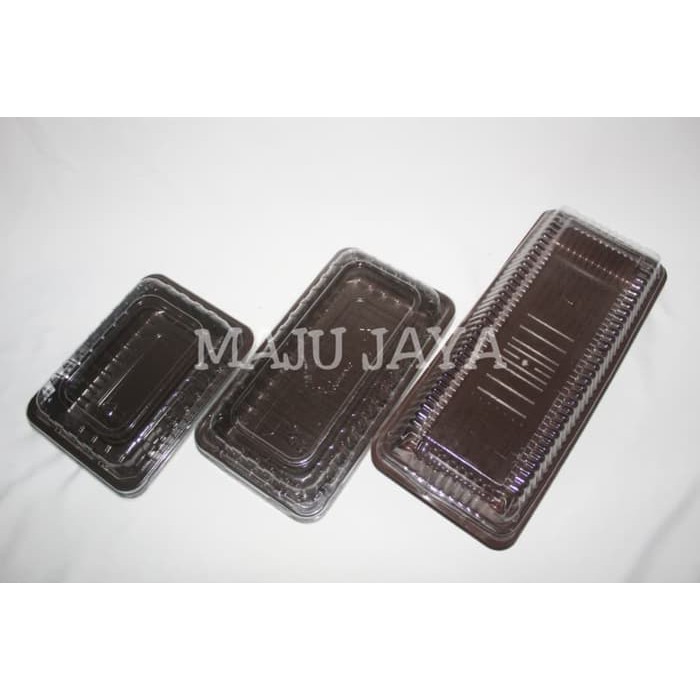 Box Mika Brownies Isi 25 pcs merk lux