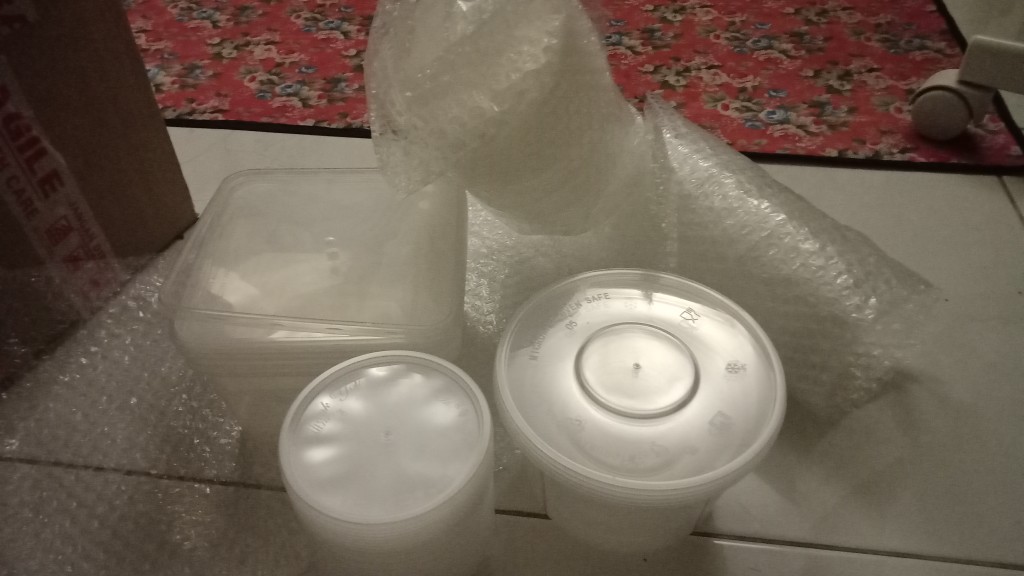 Kotak Makan Plastik / Thinwall / Food Container - Bulat 200ml