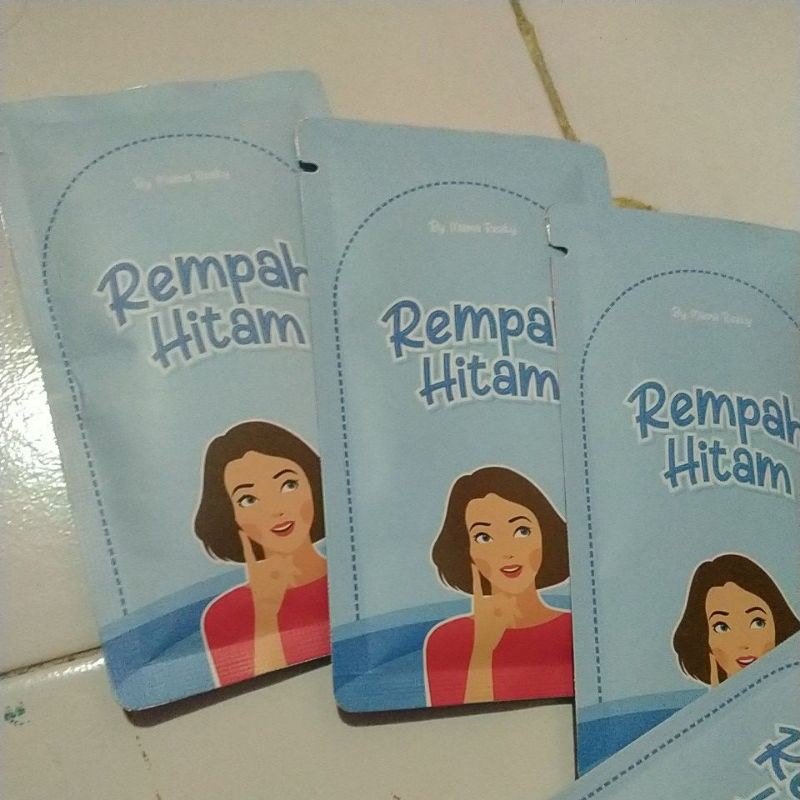 REMPAH HITAM MASKER WAJAH / LULUR BADAN by. Mama rezky