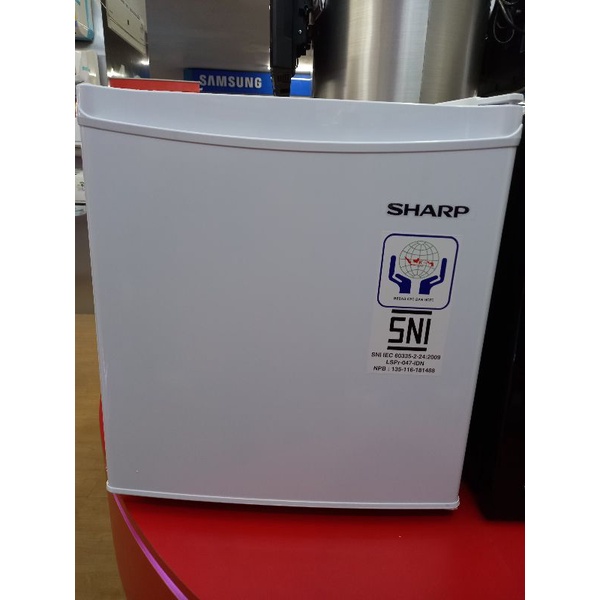 KULKAS PORTABEL SHARP KULKAS MINI KULKAS MEJA SHARP SJ 50MB WX