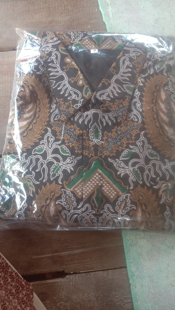 Kemeja Batik Gondrowaru Ijo Full Furing Katun Halus Baturaden