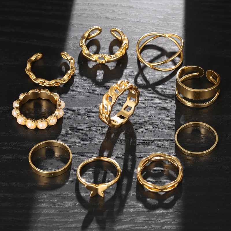 Fancyqube 10pcs / Set Cincin Rantai Emas Geometris Gaya Hip Hop Punk Untuk Wanita