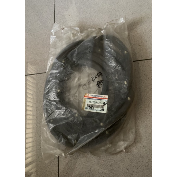 Karet balon pintu belakang KUDA BENSIN