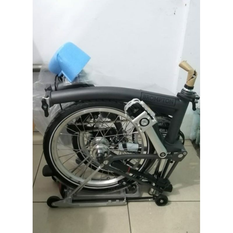 sepeda lipat Brompton M6R metalic graphite