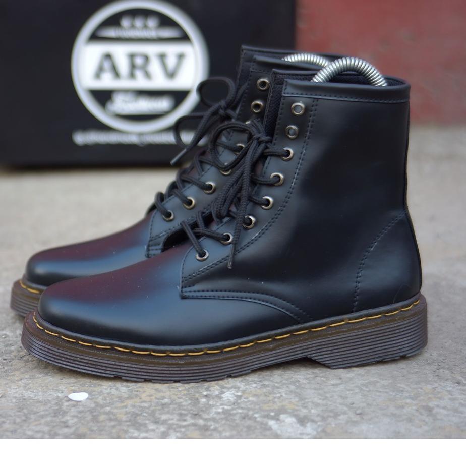 ➹ sepatu boots touring underground semi kulit Ω