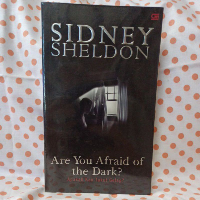 Are You Afraid of The Dark - Sidney Sheldon