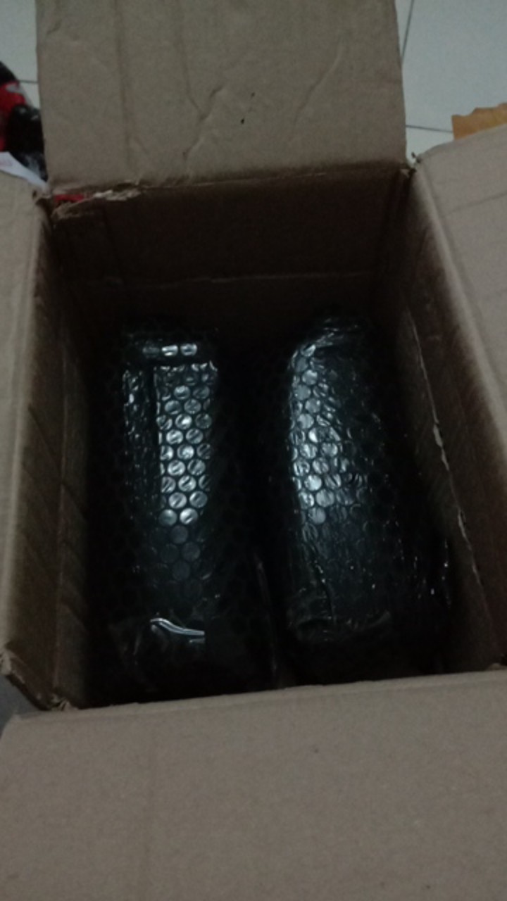 Tumbler Botol Minum Kado Gift Souvenir Wisuda Graduation Wanita Hijab Go Green Gelas