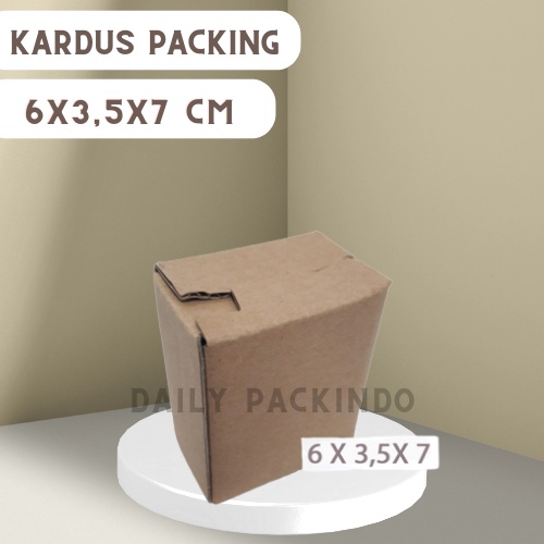 

Kardus Packing Dus Box Pacakging Hampers Kado Dll Ukuran 6X3.5X7 Cm