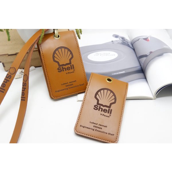

Dijual ID CARD HOLDER KULIT CUSTOM MAGNET LIPAT 2 SLOT NAMETAG BADGE CARAMEL TERMURAH Limited