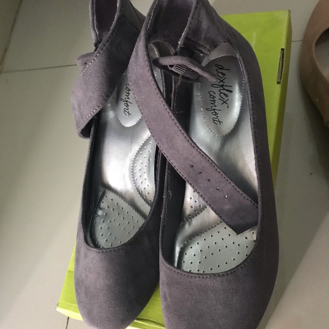 Sepatu payless