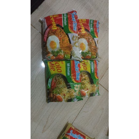 

INDOMIE Goreng &Kuah PAKET ISI 4