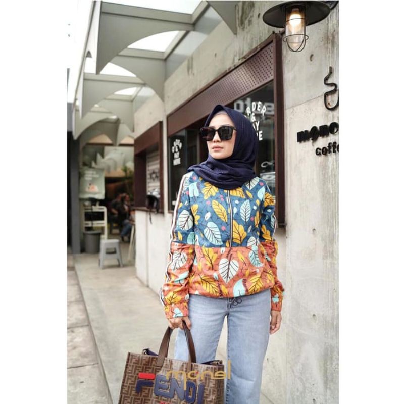 monel leaf print jaket