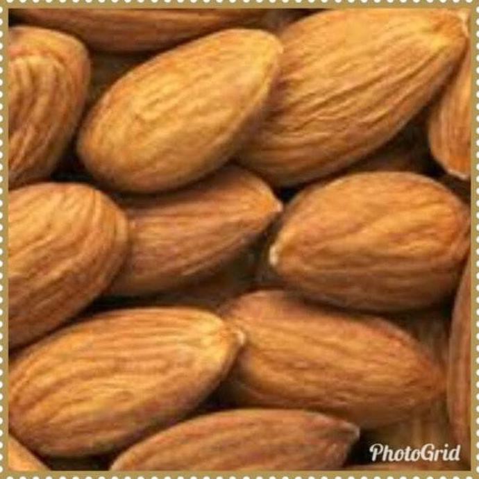 

Ketofriendly Raw Almond Natural 100Gr Kacang Almond Mentah Untuk Snack Keto