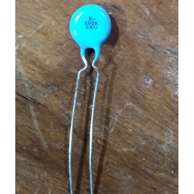 capasitor 102 /1kv