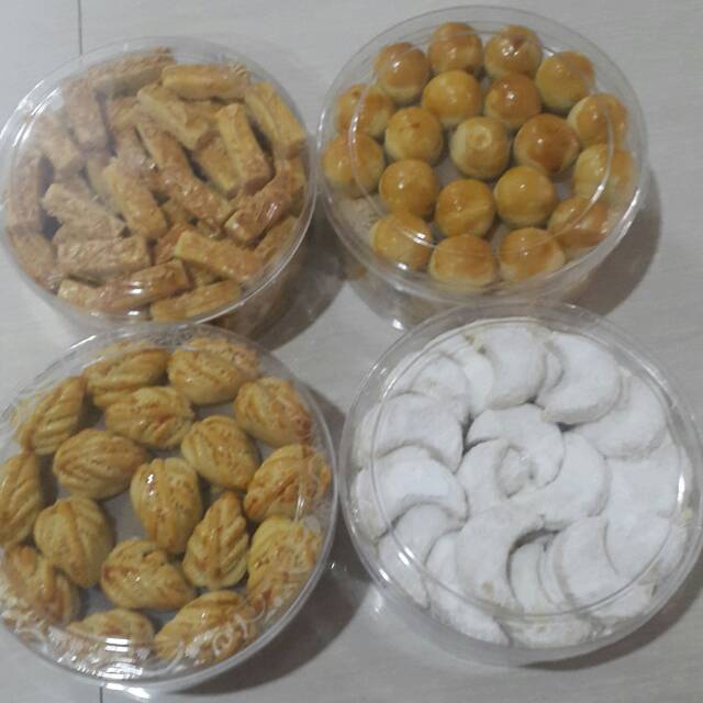 

Kue kering homemade. Nastar, Kastangel, Putri Salju, Skippy, Cokelat