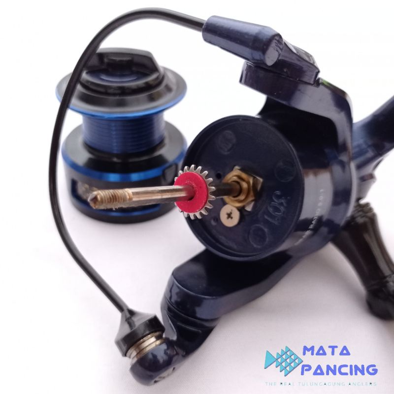 Reel Pancing Hammerhead Napoleon 3000 body ringan dan sangat kuat