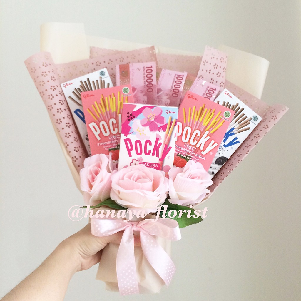 Buket snack cokelat dan uang buket uang money bouquet pocky bouquet buket duit asli
