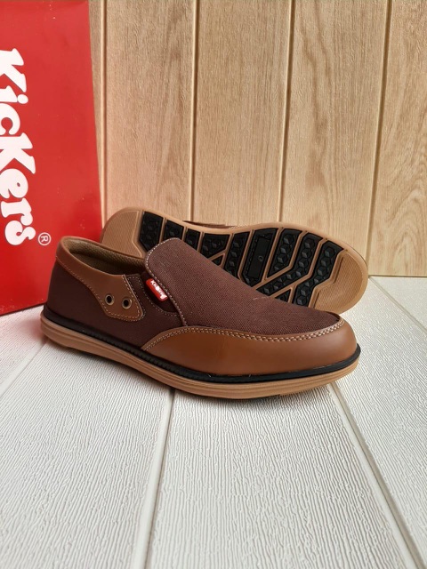 Kickers casual cowok termurah