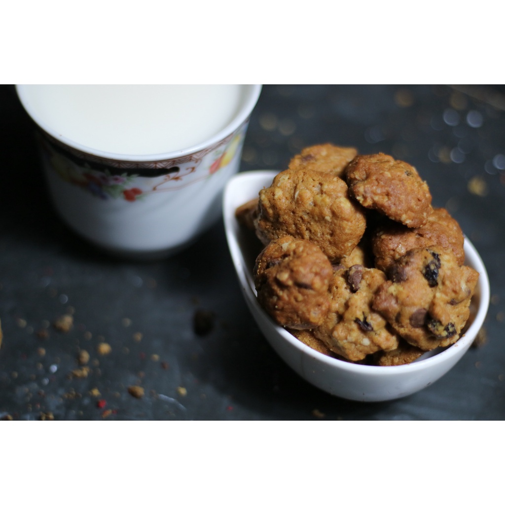 

(READY STOCK) KEI RUM AND RAISIN SOFT COOKIES | JON DOUGH