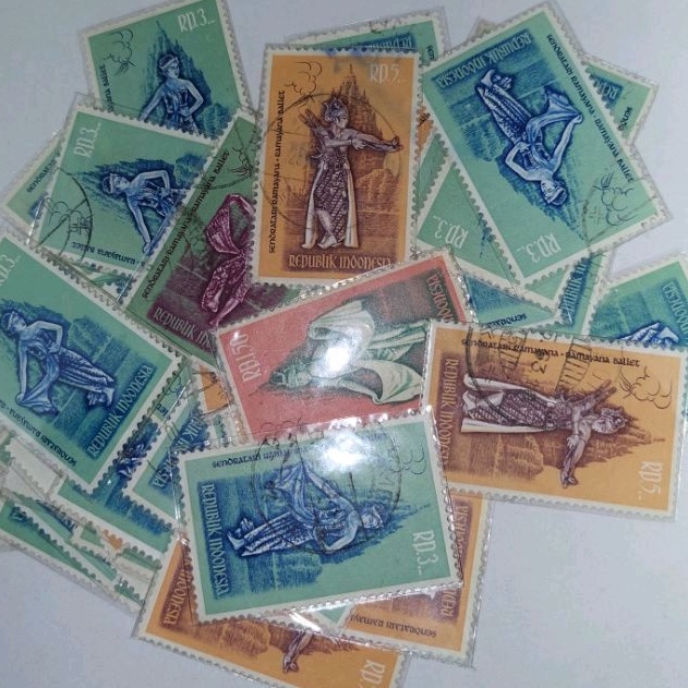 

Perangko Indonesia Rupiah SERI PENARI ORIGINAL ASLI Kartu Pos Jadul