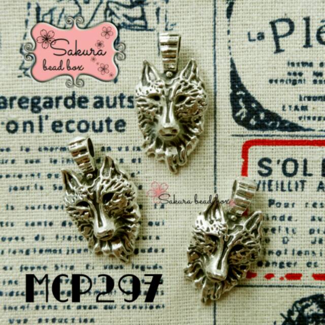 Charm Pendant Wolf Bahan Aksesoris Gelang / Kalung Liontin Serigala