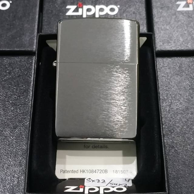 KOREK /MANCIS ZIPPO REG BRUSH FIN CHROME