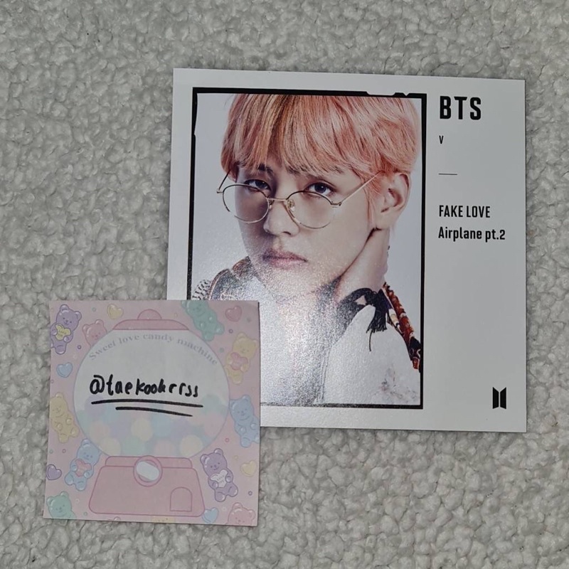 BTS Kim Taehyung V Fake Love FK or Airplane Part 2 Changing Jacket Japan