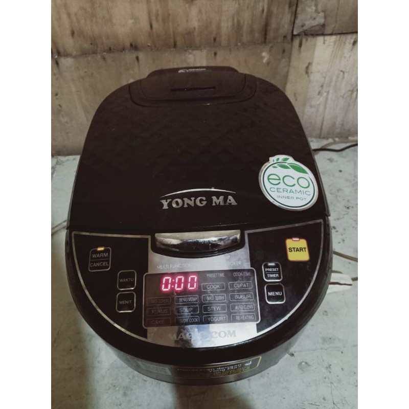 Yong Ma rice cooker