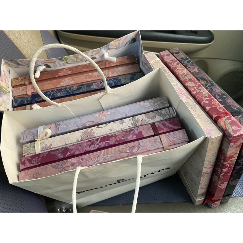 DUBAI SERIES BUTTONSCARVES HITAM MERAH VANILLA IVORY READY SIAP KIRIM