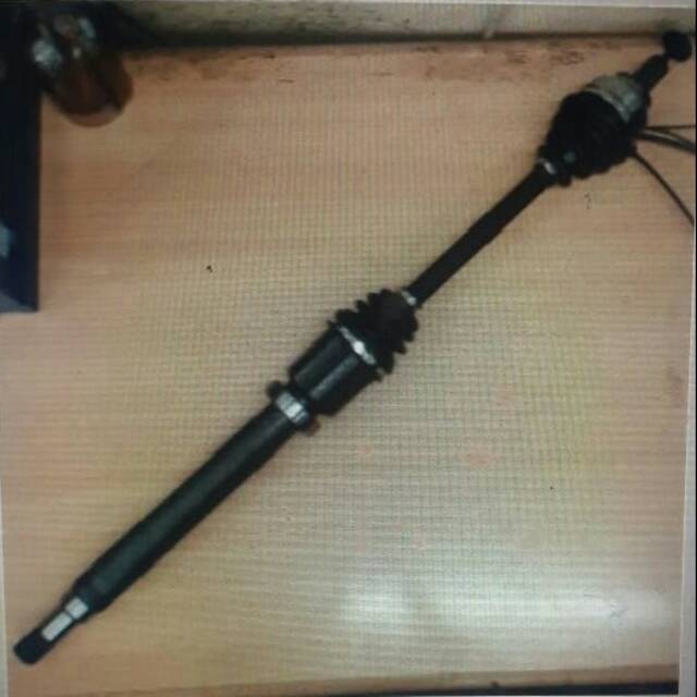 Asroda komplit ,cv joint kanan ford focus 1,800,2000
