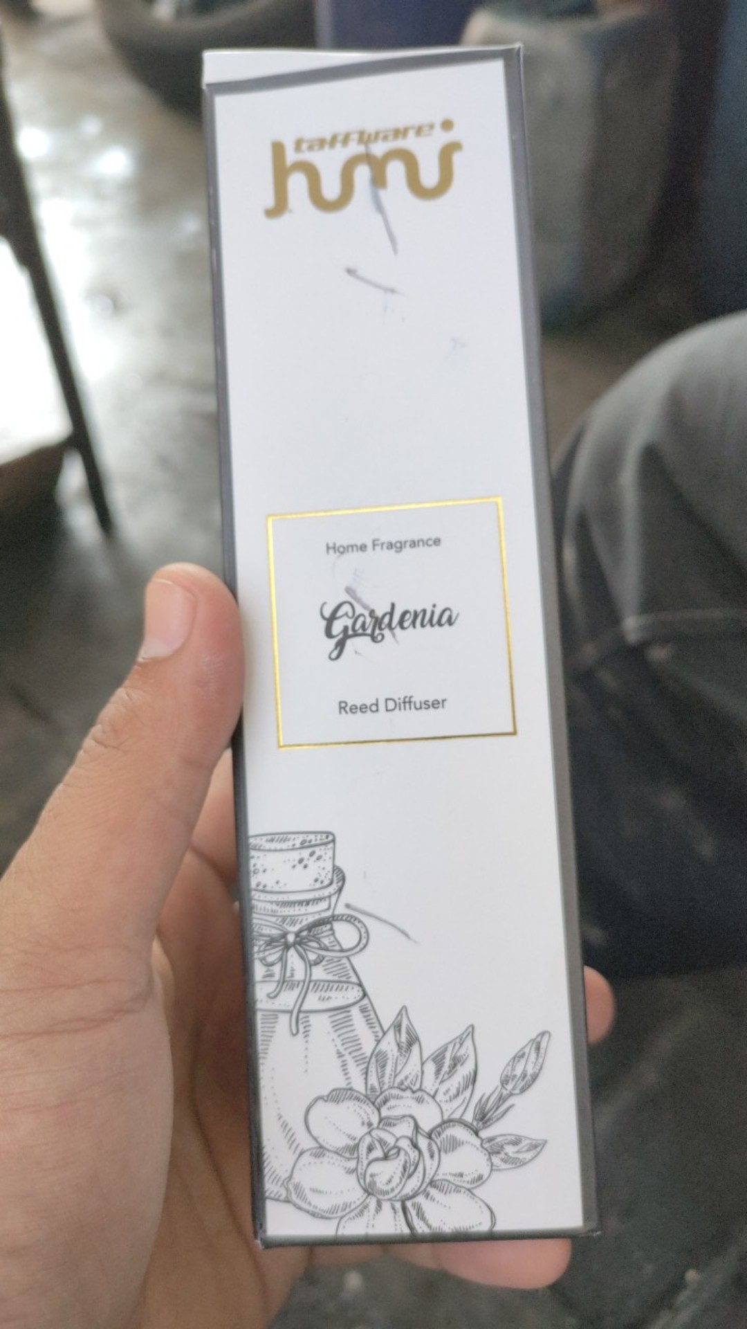 Taffware Humi Black Rose Parfum Ruangan Aroma Diffuser Reed Sticks Rattan Ball Pengharum 50ml