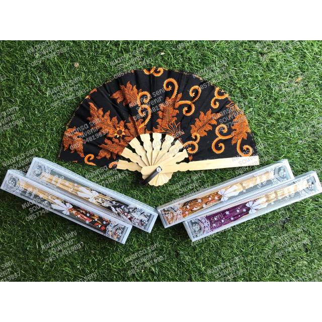 Souvenir Pernikahan Kipas Kain Batik Kipas Tangan Kipas Bambu Kayu